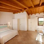 Relaxing Baia Dei Mirti B4 1 Bedroom Sleeps 4 -bilo 4 *