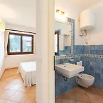 Relaxing Baia Dei Mirti B4 1 Bedroom Sleeps 4 -bilo 4 * Vignola Mare
