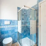 Apartment Relaxing Baia Dei Mirti B4 1 Bedroom Sleeps 4 -bilo 4 Vignola Mare