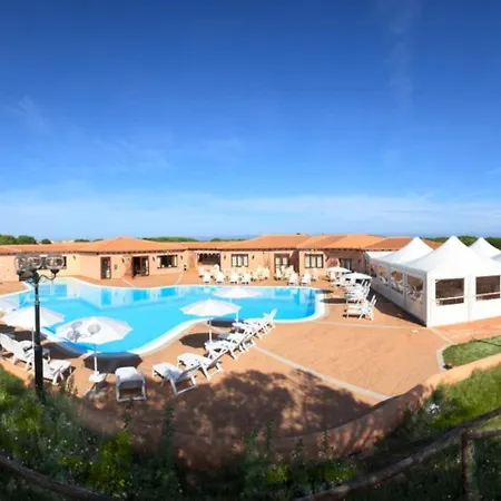 Apartamento Relaxing Baia Dei Mirti B4 1 Bedroom Sleeps 4 -bilo 4 Vignola Mare
