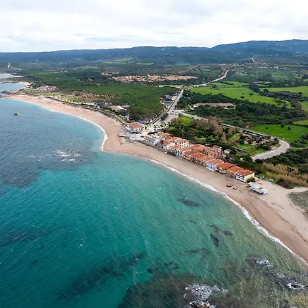 Apartamento Relaxing Baia Dei Mirti B4 1 Bedroom Sleeps 4 -bilo 4