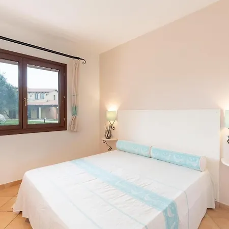 Relaxing Baia Dei Mirti B4 1 Bedroom Sleeps 4 -bilo 4 *