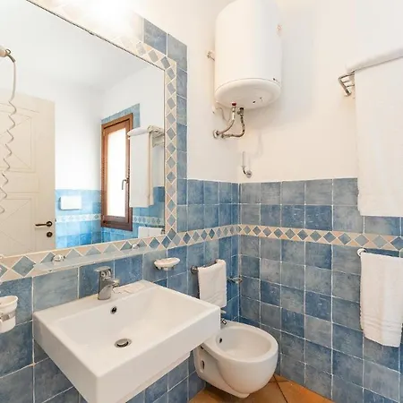 Relaxing Baia Dei Mirti B4 1 Bedroom Sleeps 4 -bilo 4